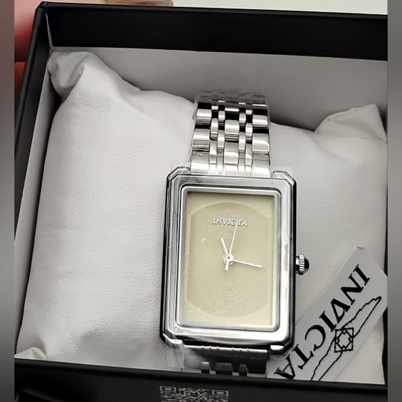 Invicta Wildflower Princess Women's Watch 26MM - Picture 4 of 10